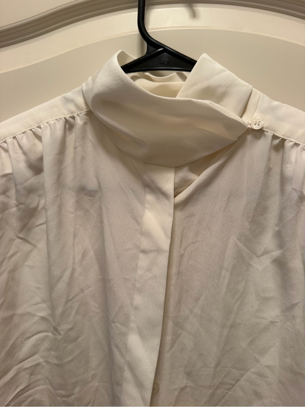 Rena Rowan for Saville Cream Blouse - Picture 7 of 9
